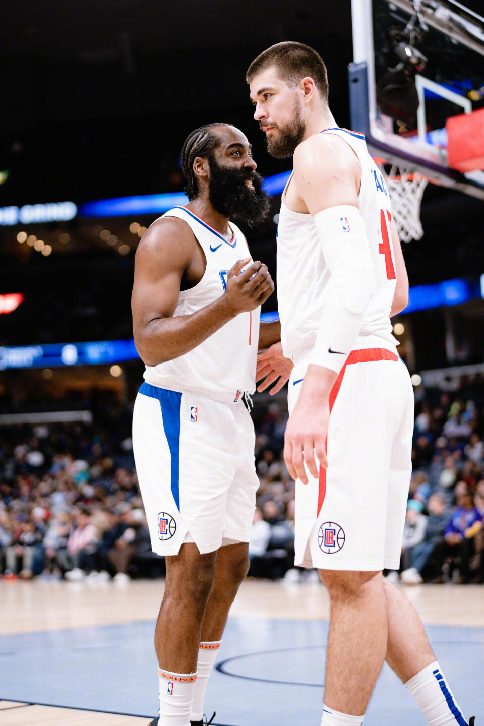 太狠了！马德里竞技今晚迎来里程碑休斯敦火箭冲刺阶段豪取连胜，洛杉矶快船官宣签约备战欧篮联的简单介绍